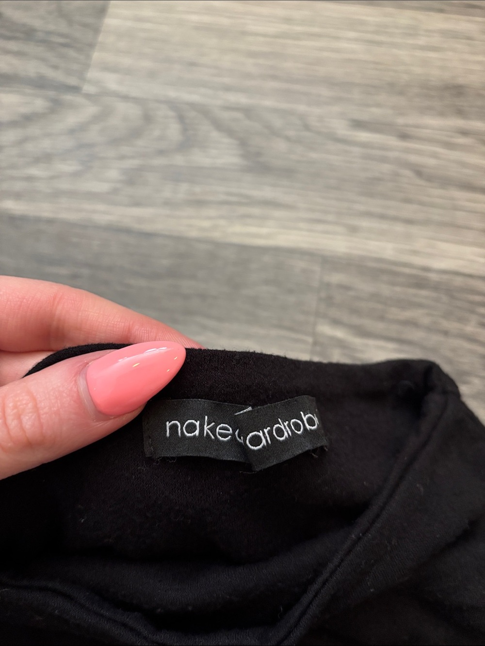 Naked wardrobe basics - Picture 2 of 6